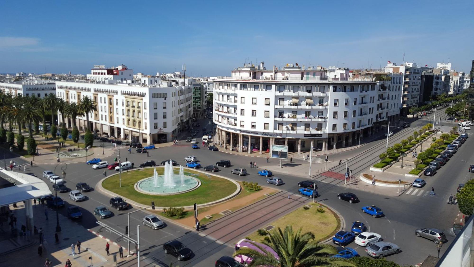 Appartement Agreable Avec 2 Tres Belles Terrasses Au Coeur De ラバト エクステリア 写真
