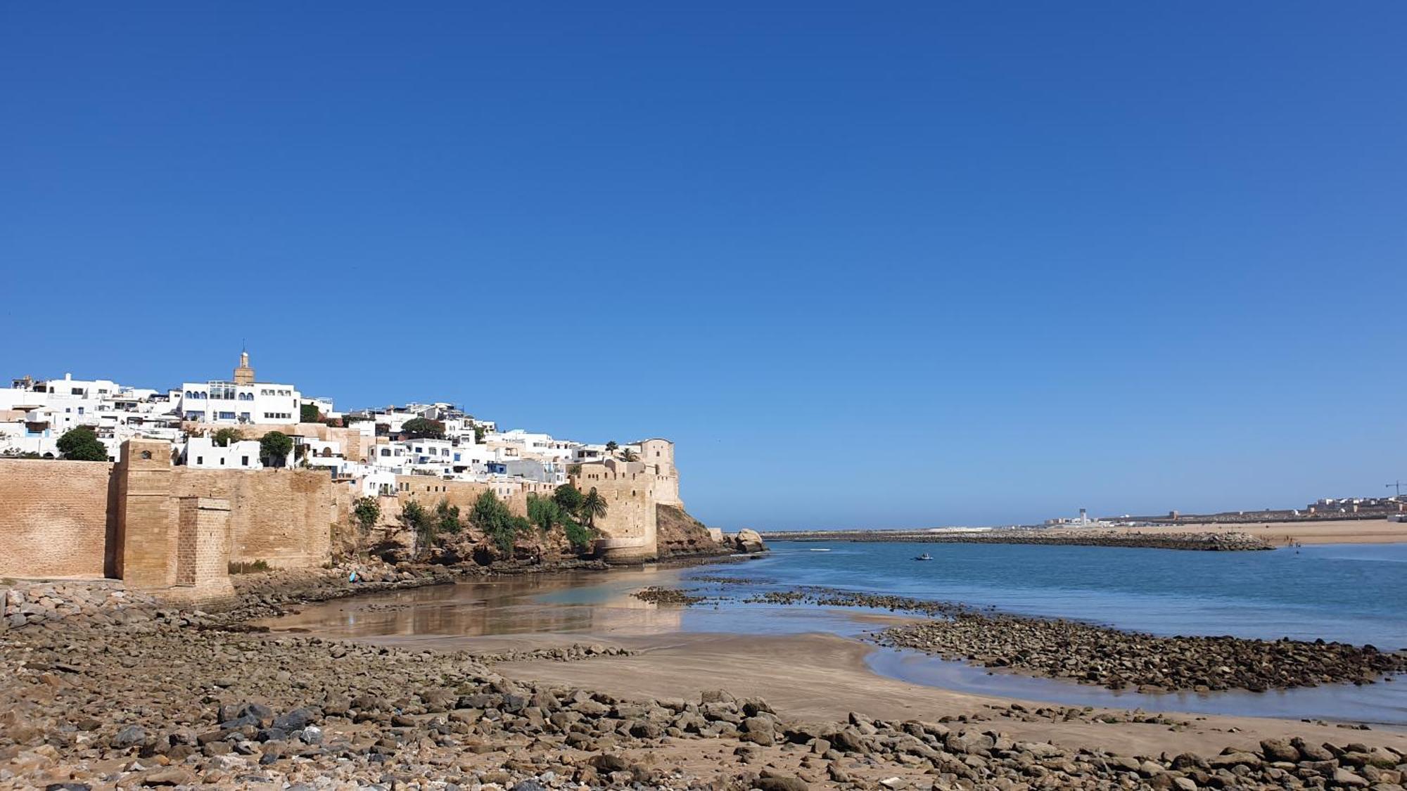 Appartement Agreable Avec 2 Tres Belles Terrasses Au Coeur De ラバト エクステリア 写真