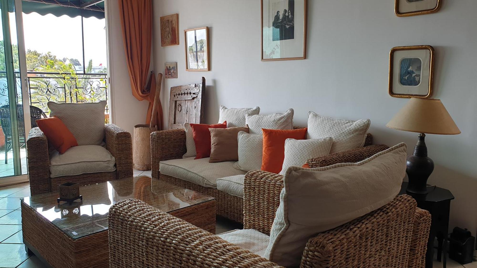Appartement Agreable Avec 2 Tres Belles Terrasses Au Coeur De ラバト エクステリア 写真